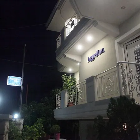 Aggelina Apartament *