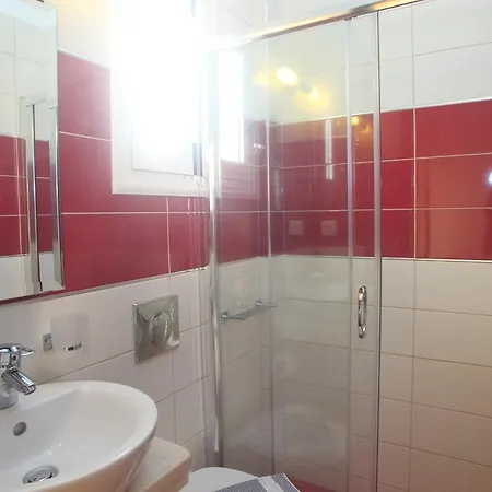 Apartament Aggelina *